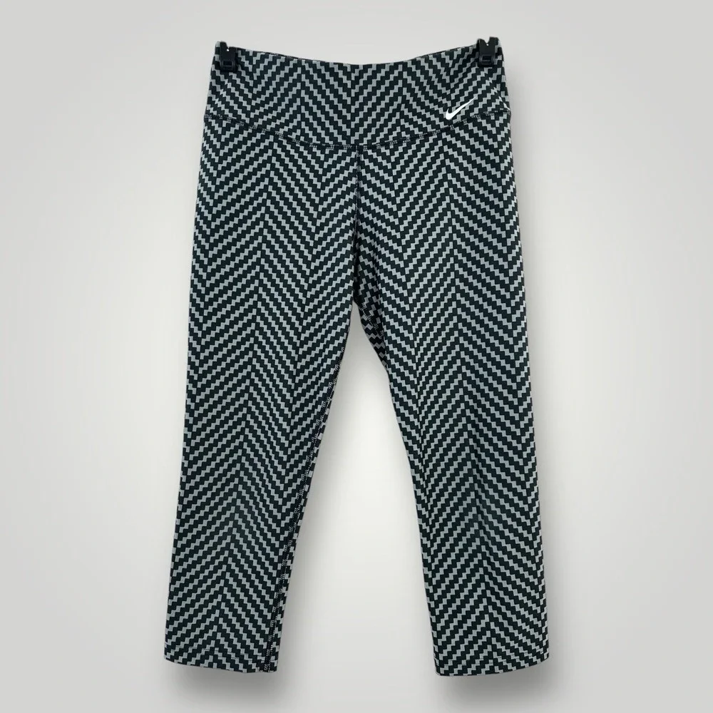 Nike Dri Fit Capri Leggings Womens S Black Gray Geometric Athletic Workout Pants